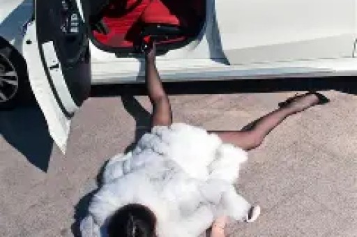 张元英跳复仇摇