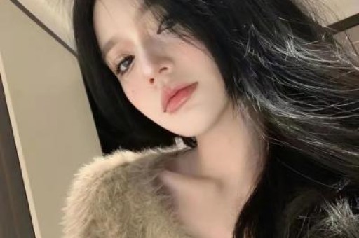 刘纯燕吃炸酱面被拍